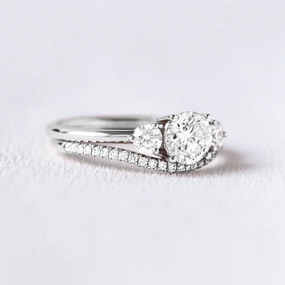 Three Stone Round Cut Moissanite Wedding Ring Set