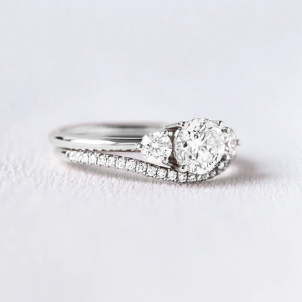 Three Stone Round Cut Moissanite Wedding Ring Set