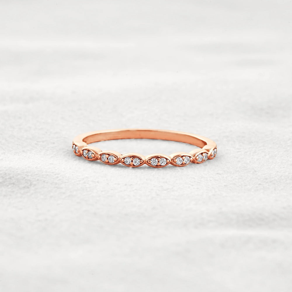 Pear Shape Round Cut Moissnaite Antique Style Wedding Band