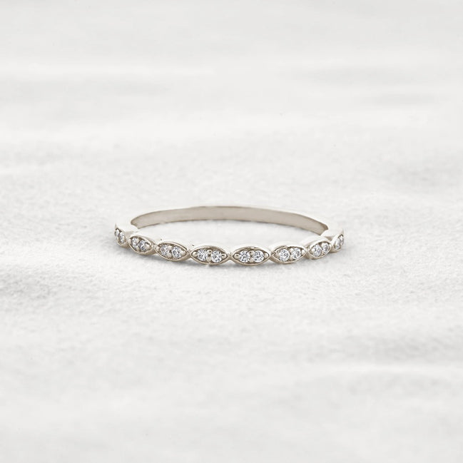 Pear Shape Round Cut Moissnaite Antique Style Wedding Band