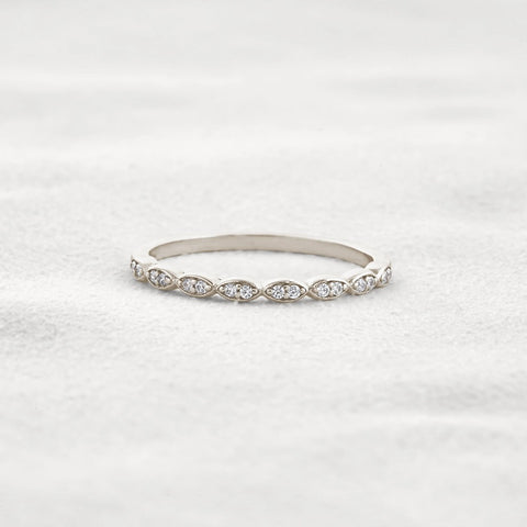 Pear Shape Round Cut Moissnaite Antique Style Wedding Band
