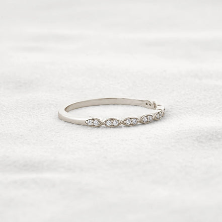 Pear Shape Round Cut Moissnaite Antique Style Wedding Band