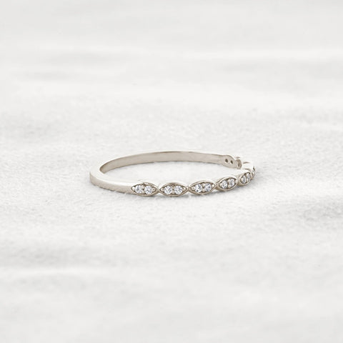 Pear Shape Round Cut Moissnaite Antique Style Wedding Band