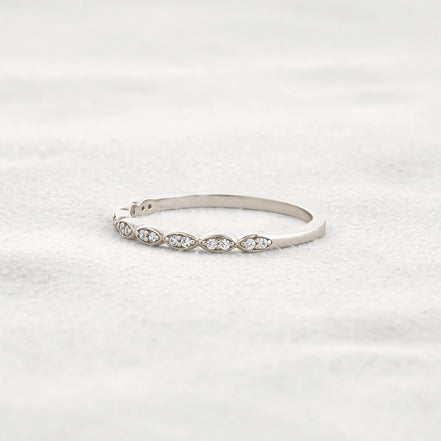 Pear Shape Round Cut Moissnaite Antique Style Wedding Band