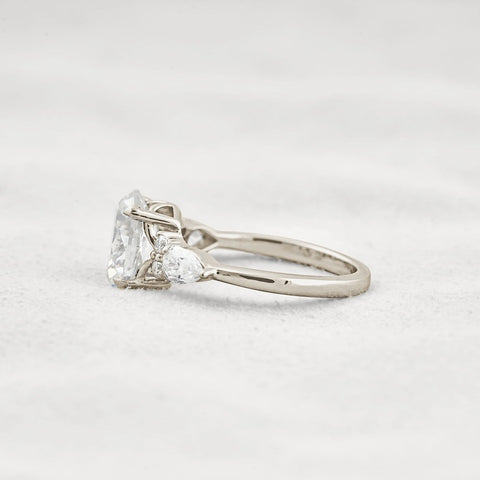 Moissanite Oval Cut Vintage Engagement Ring For Women