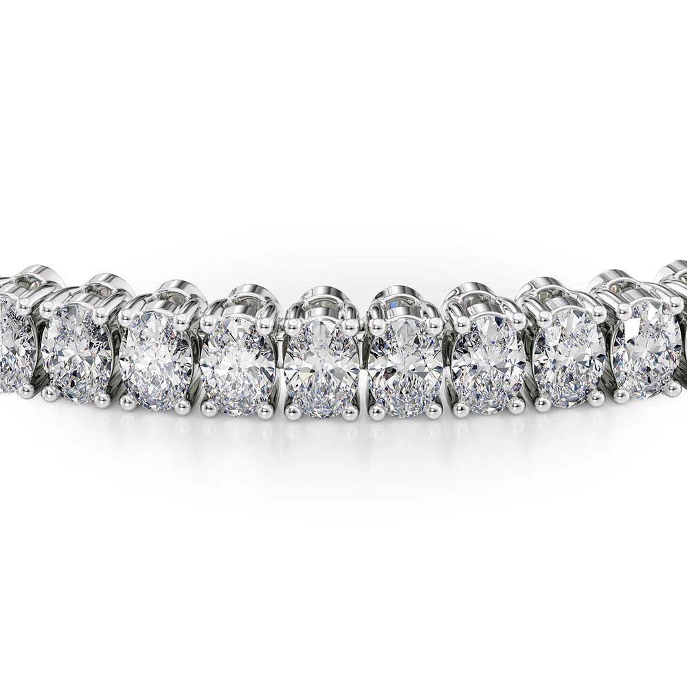 VVS1 Clarity Moissanite Oval Cut Tennis Bracelet For Her
