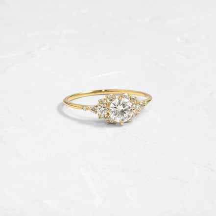 D Color Round Cut Vintage Moissanite Proposal Ring