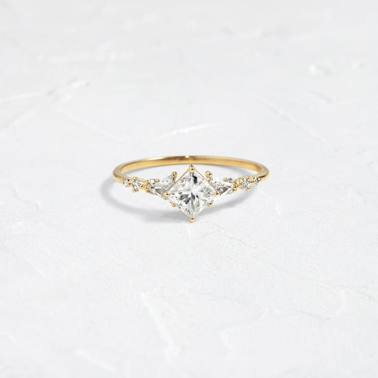 Unique Style Princess Cut Colorless Moissanite Wedding Ring