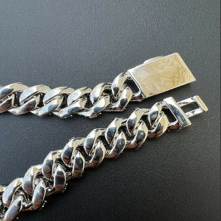 22mm Lab Created Moissanite Cuban Link Chain