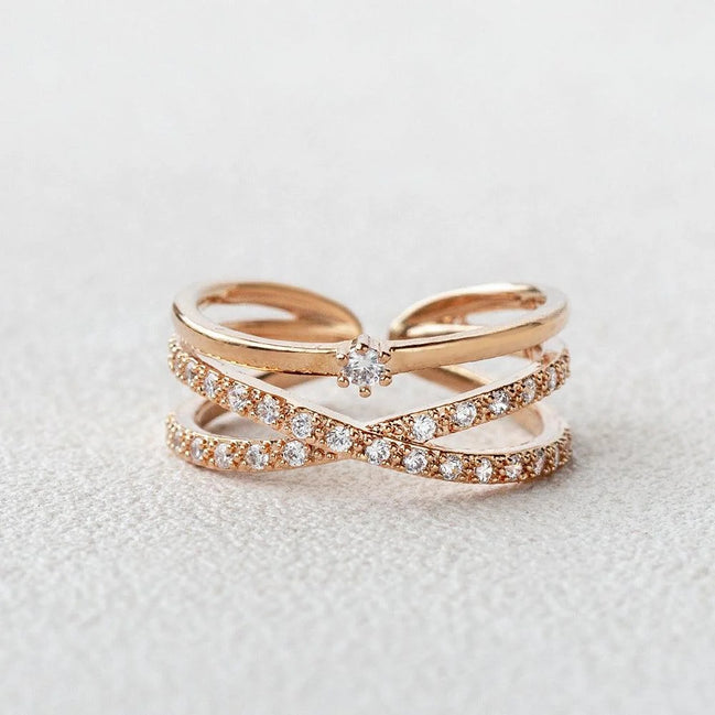 Moissanite Round Cut Fancy Style Wedding Band For Women
