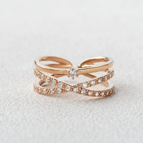 Moissanite Round Cut Fancy Style Wedding Band For Women