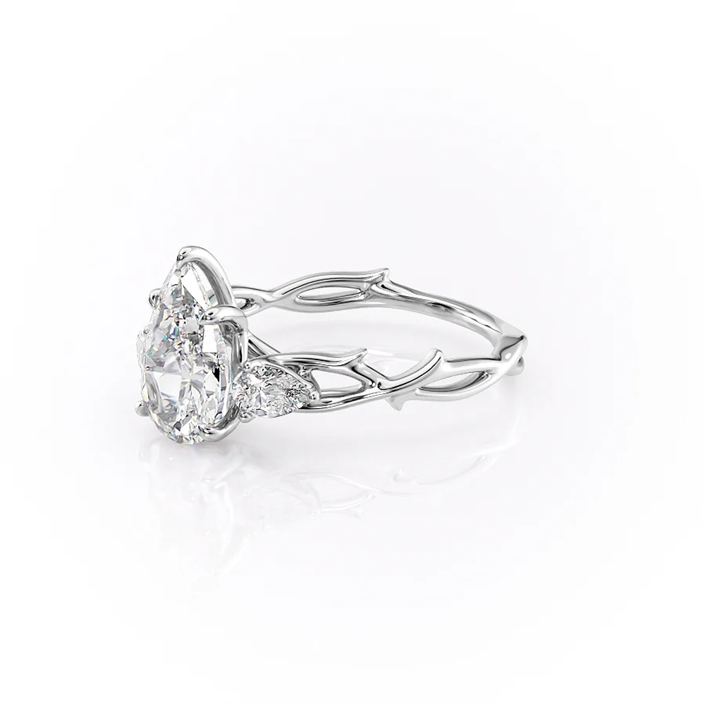 Vintage Style Pear Cut Moissanite Engagement Ring