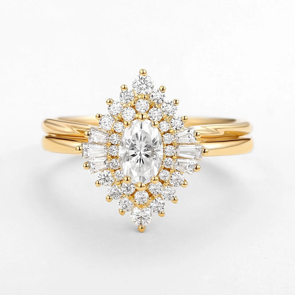 Moissanite Oval Cut Vintage Halo Bridal Ring Set For Bride