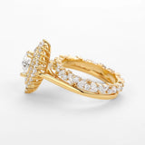 Oval Cut Vintage Halo Moissanite Wedding Ring Set For Her