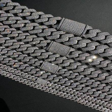 Iced Out Luxury Moissanite Cuban Link Chain
