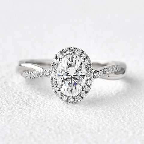 Oval Cut Moissanite Twisted Engagement Ring
