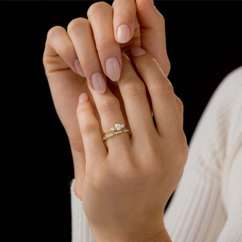 Round Cut Three Stone Engagement Ring