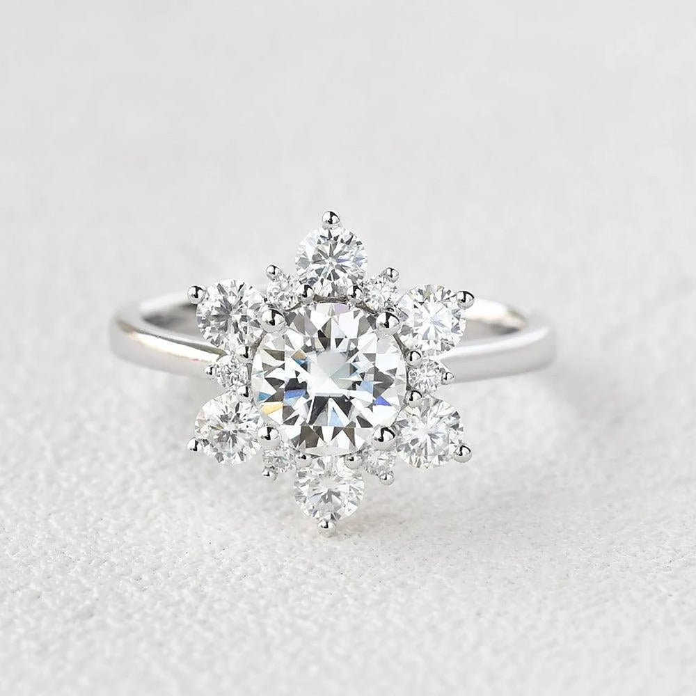 Round Cut Vintage Halo Moissanite Engagement Ring