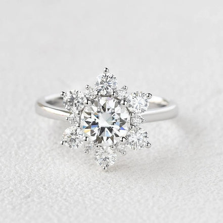 Round Cut Vintage Halo Moissanite Engagement Ring