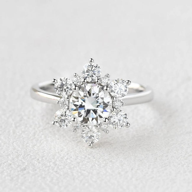 Round Cut Vintage Halo Moissanite Engagement Ring
