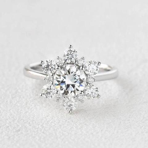 Round Cut Vintage Halo Moissanite Engagement Ring