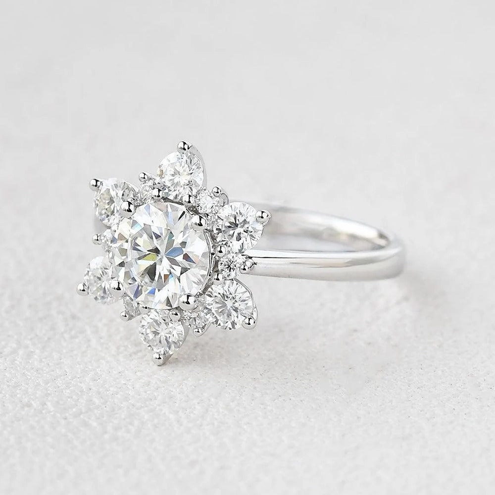 Round Cut Vintage Halo Moissanite Engagement Ring