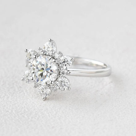 Round Cut Vintage Halo Moissanite Engagement Ring