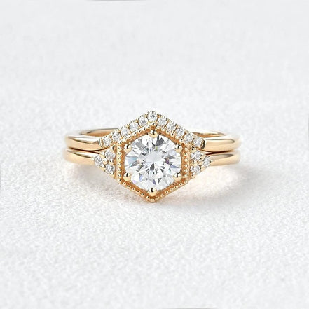 Moissanite Round Cut Vintage Wedding Rind Set