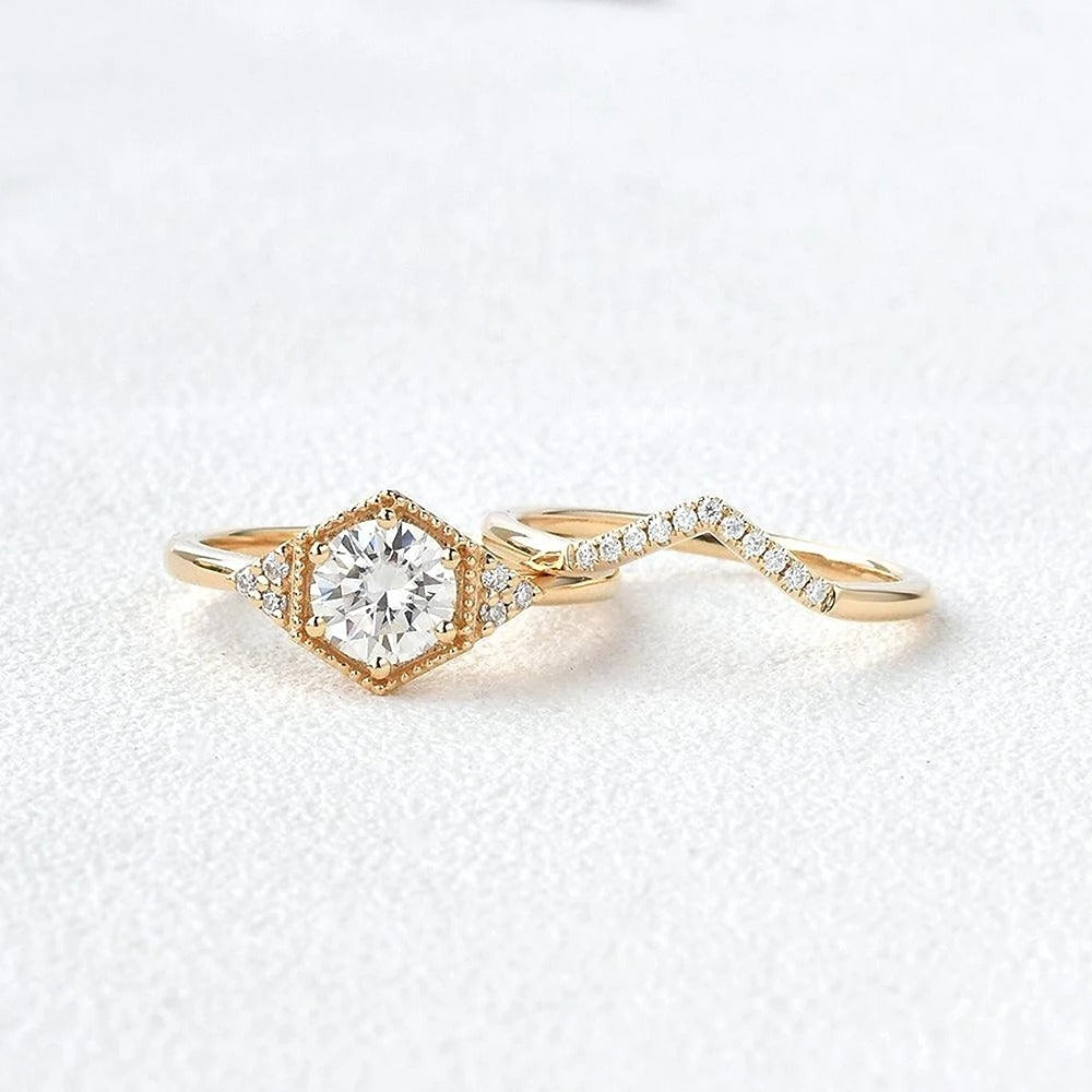 Moissanite Round Cut Vintage Wedding Rind Set