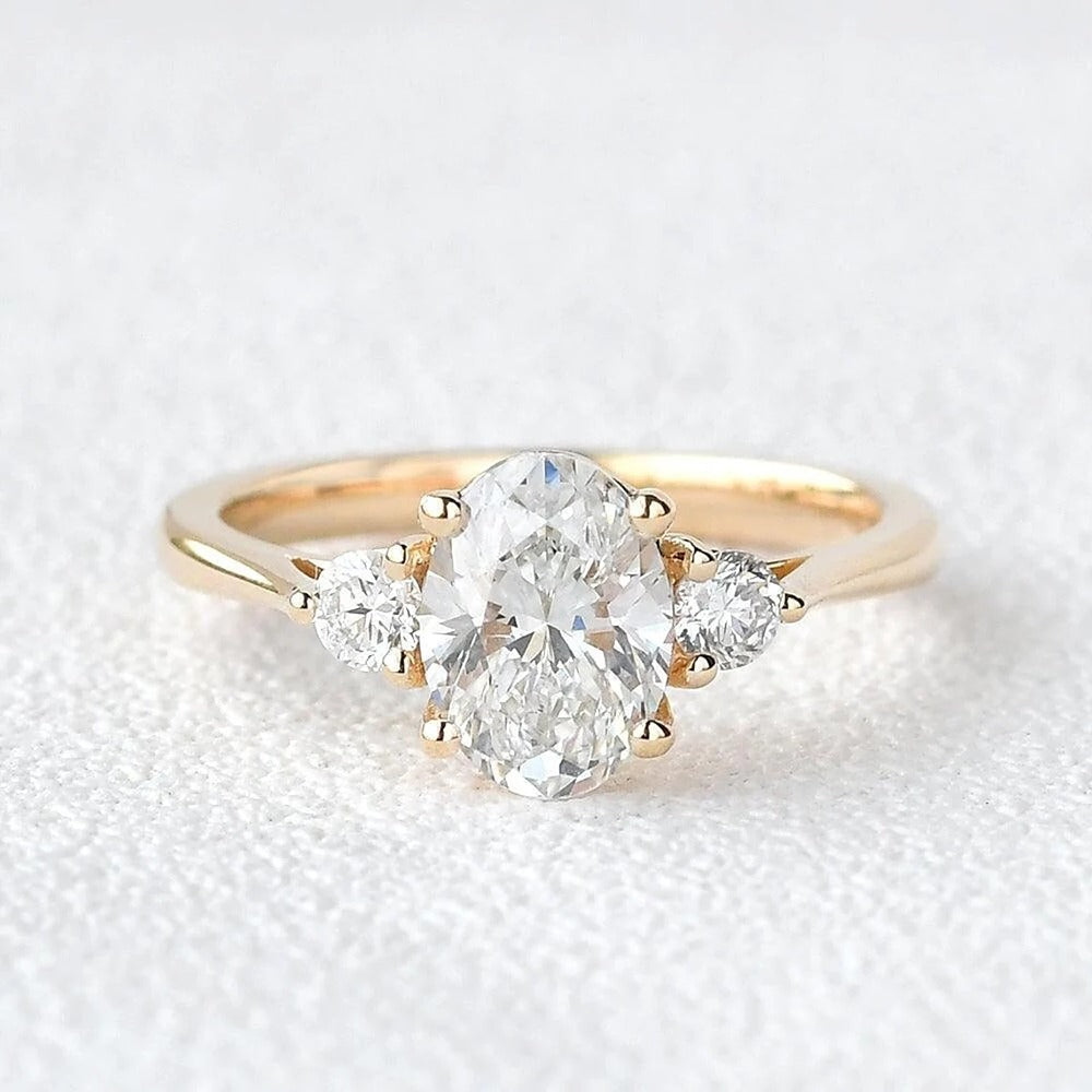 Oval Cut Three Stone Moissanite Engagement Ring
