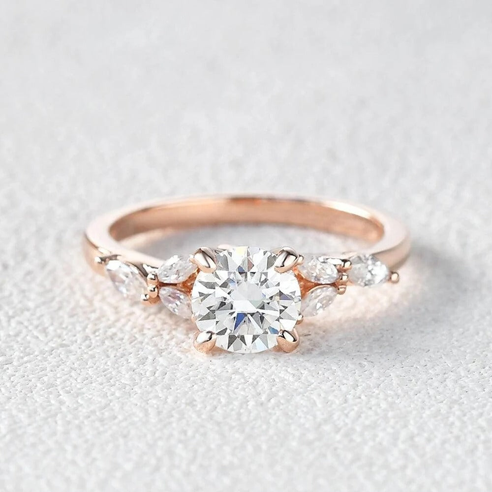 Round Cut Vintage Moissanite Wedding Ring