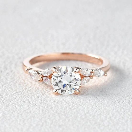 Round Cut Vintage Moissanite Wedding Ring