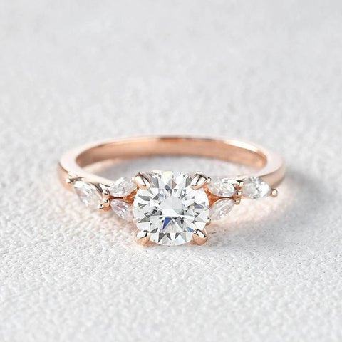 Round Cut Vintage Moissanite Wedding Ring