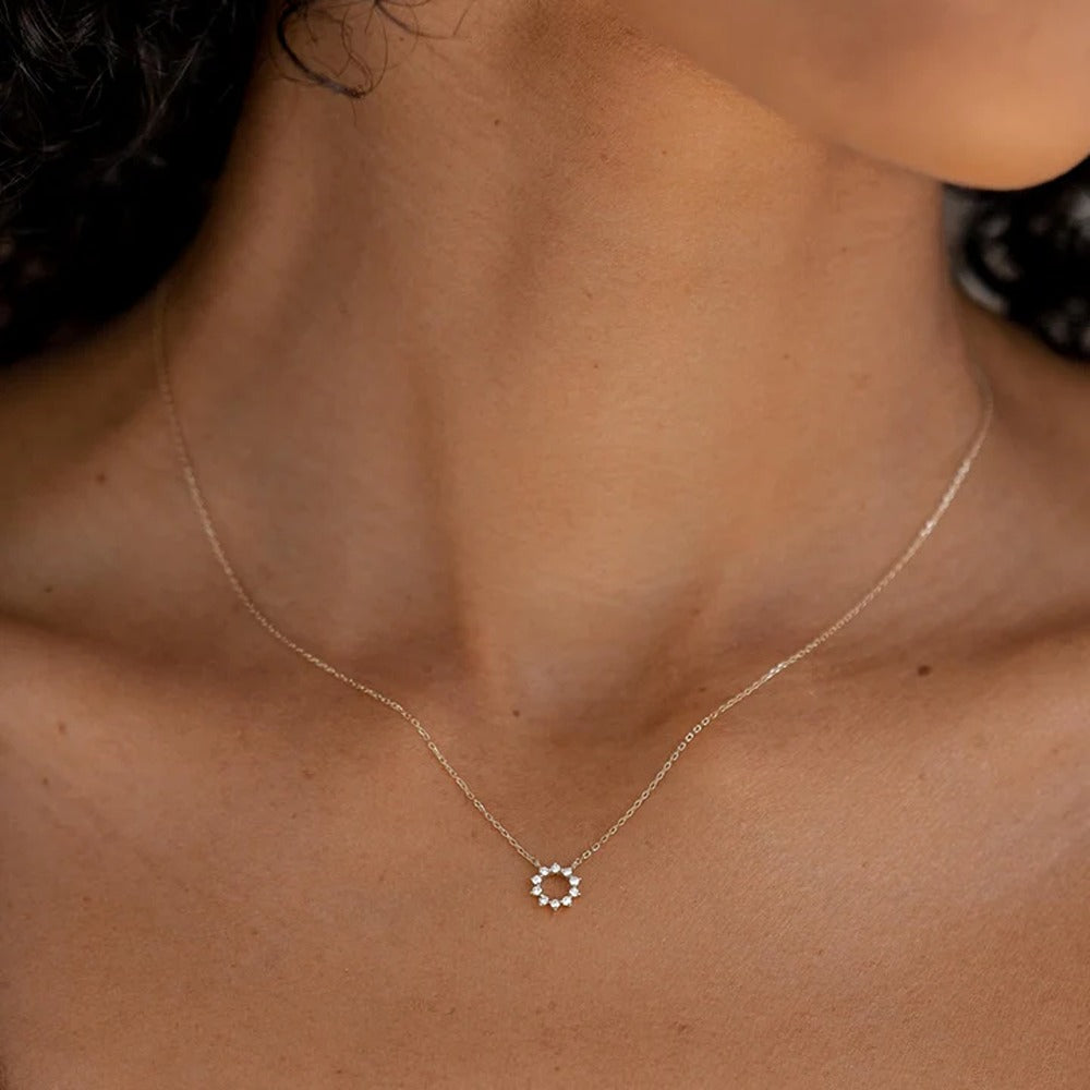 Round Shape Moissnaite Round Cut Small Pendant For Girls