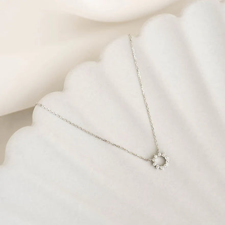 Round Shape Moissnaite Round Cut Small Pendant For Girls