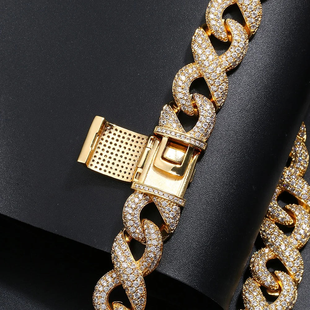 Men's Iced Out Infinity Moissanite Diamond Cuban Like Chain