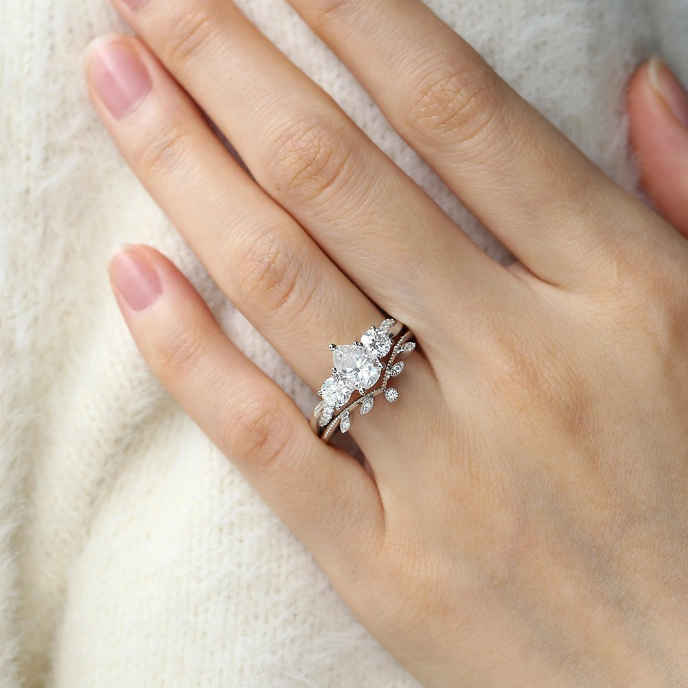 Three Stone Pear Cut Moissanite Bridal Ring Set