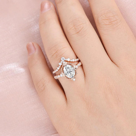 Moissanite Oval Cut Filigree D Color Ring Set For Women