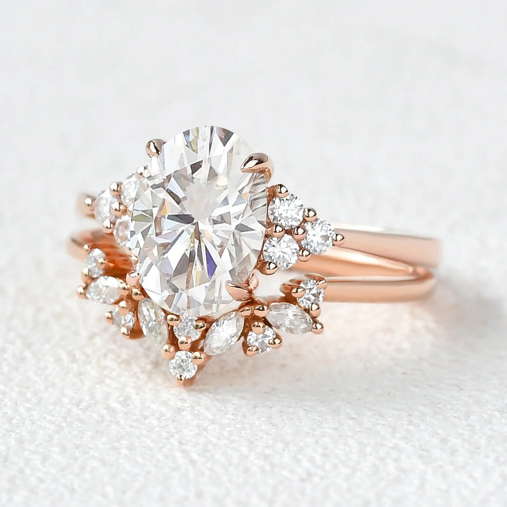Side Accent Oval Cut Moissanite Bridal Set For Women